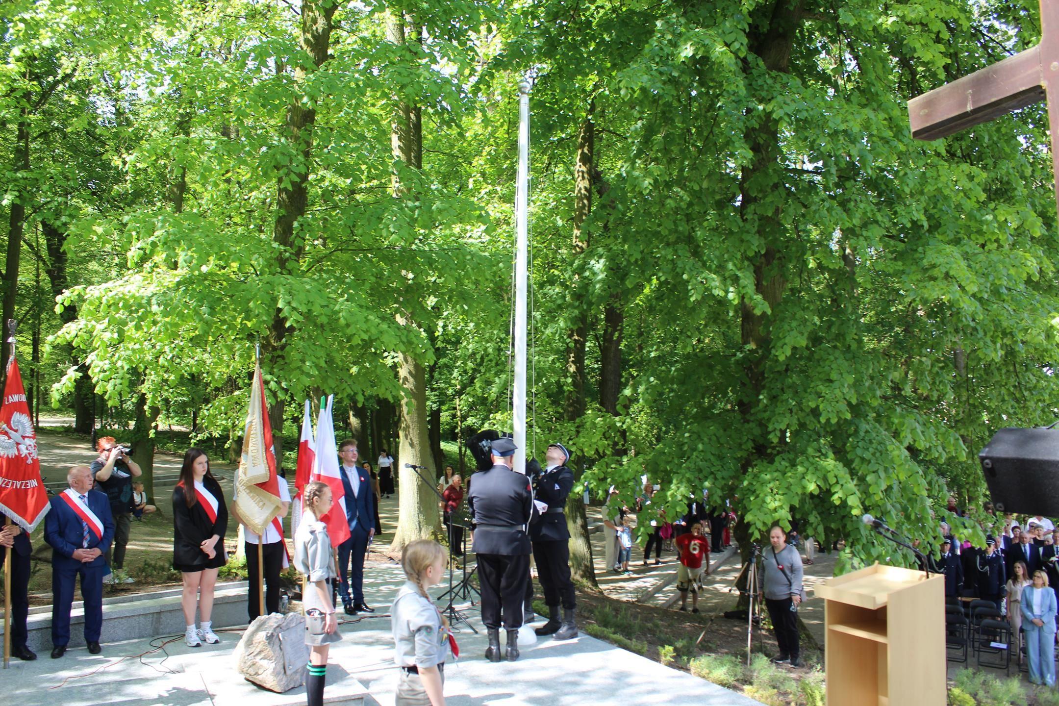 Zdj. nr. 104. Lipnowski obchody 233. rocznicy uchwalenia Konstytucji 3 Maja