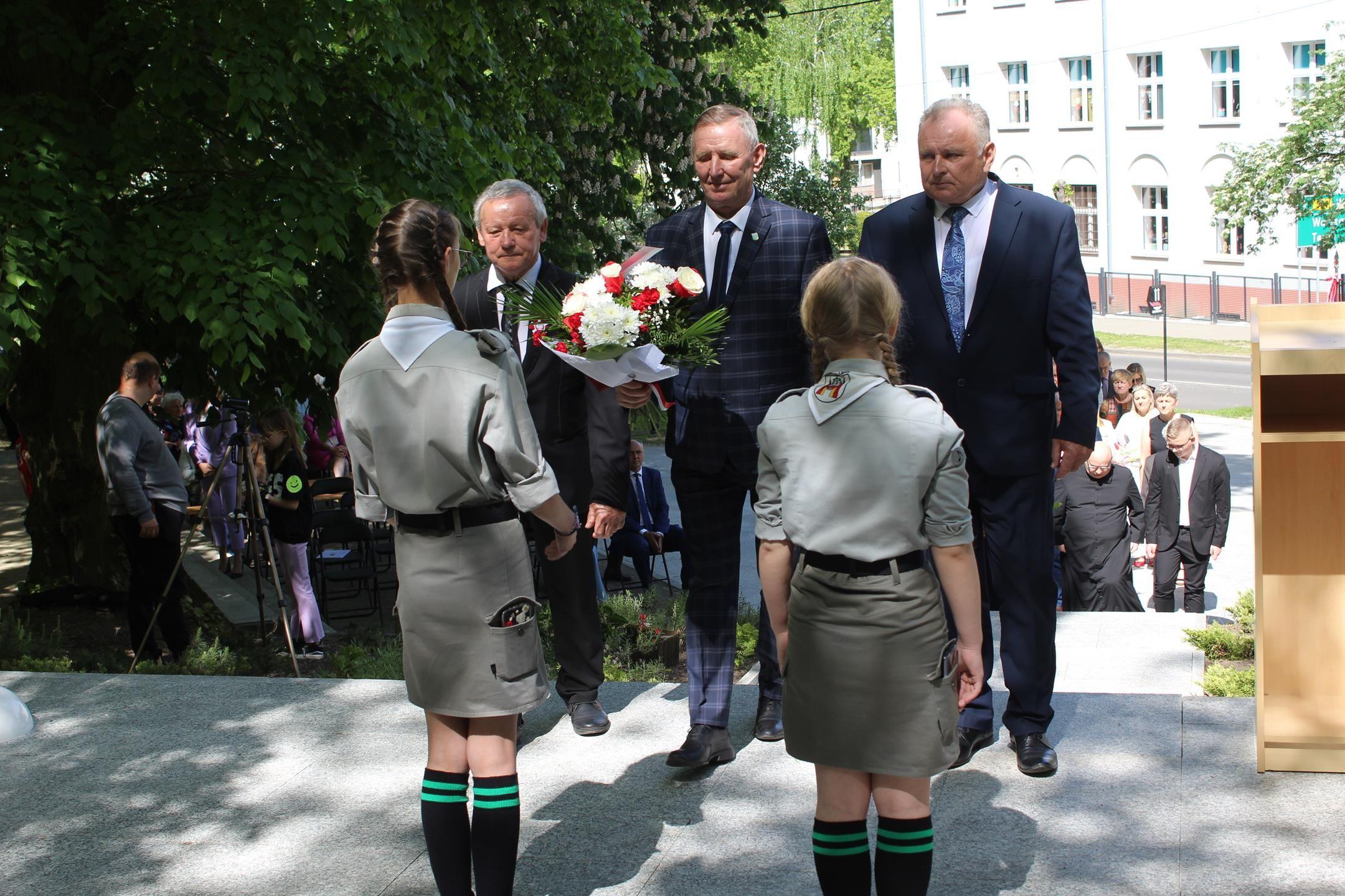 Zdj. nr. 138. Lipnowski obchody 233. rocznicy uchwalenia Konstytucji 3 Maja