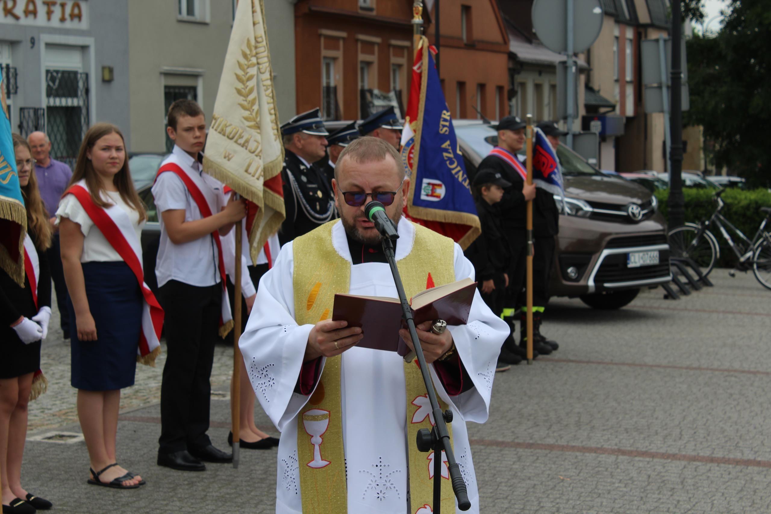 Zdj. nr. 26. Odsłonięcie popiersia Zygmunta Uzarowicza - 4 czerwca 2024 r.