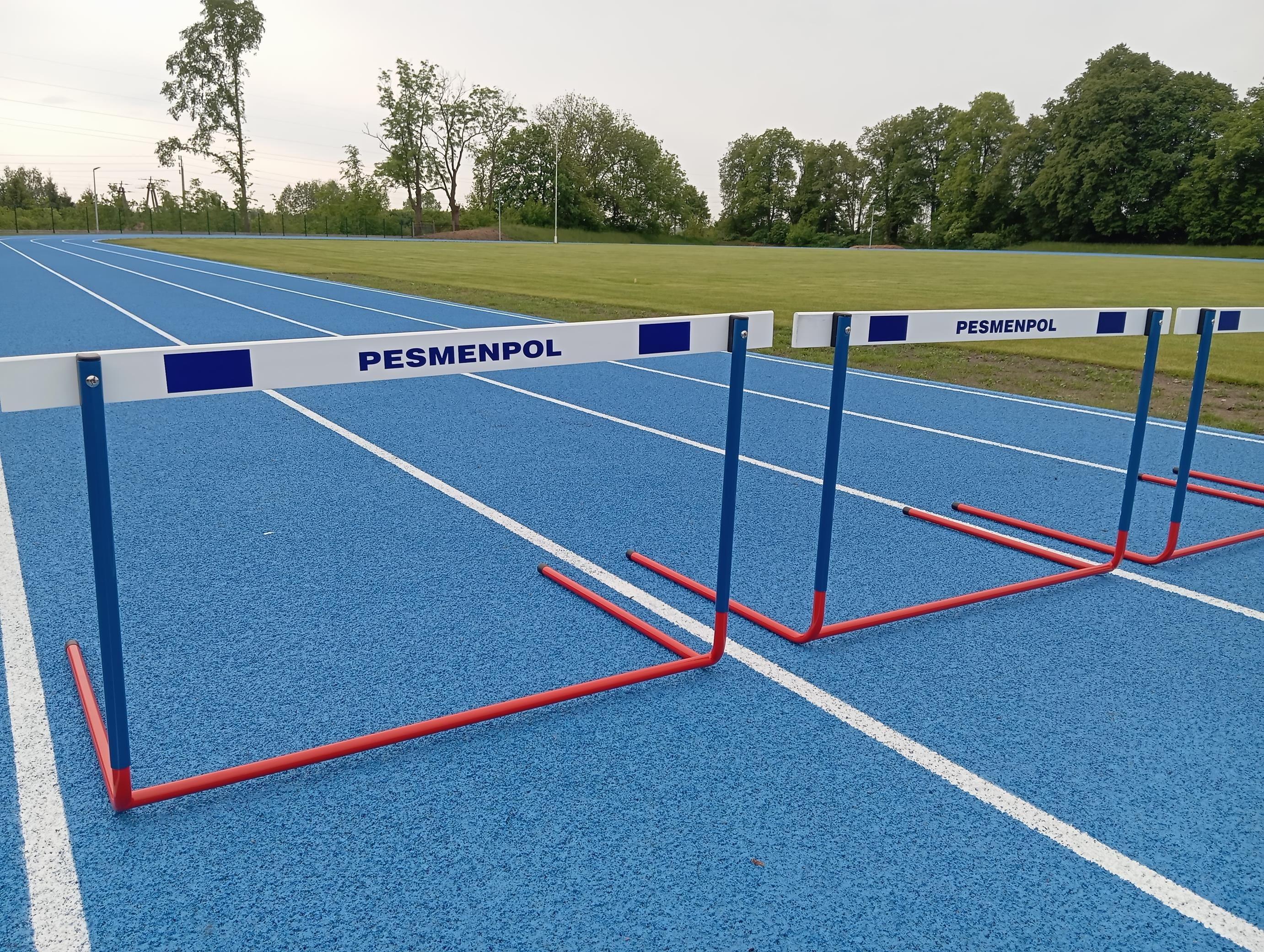Zdj. nr. 5. Nowa bieżnia na Stadionie Miejskim w Lipnie