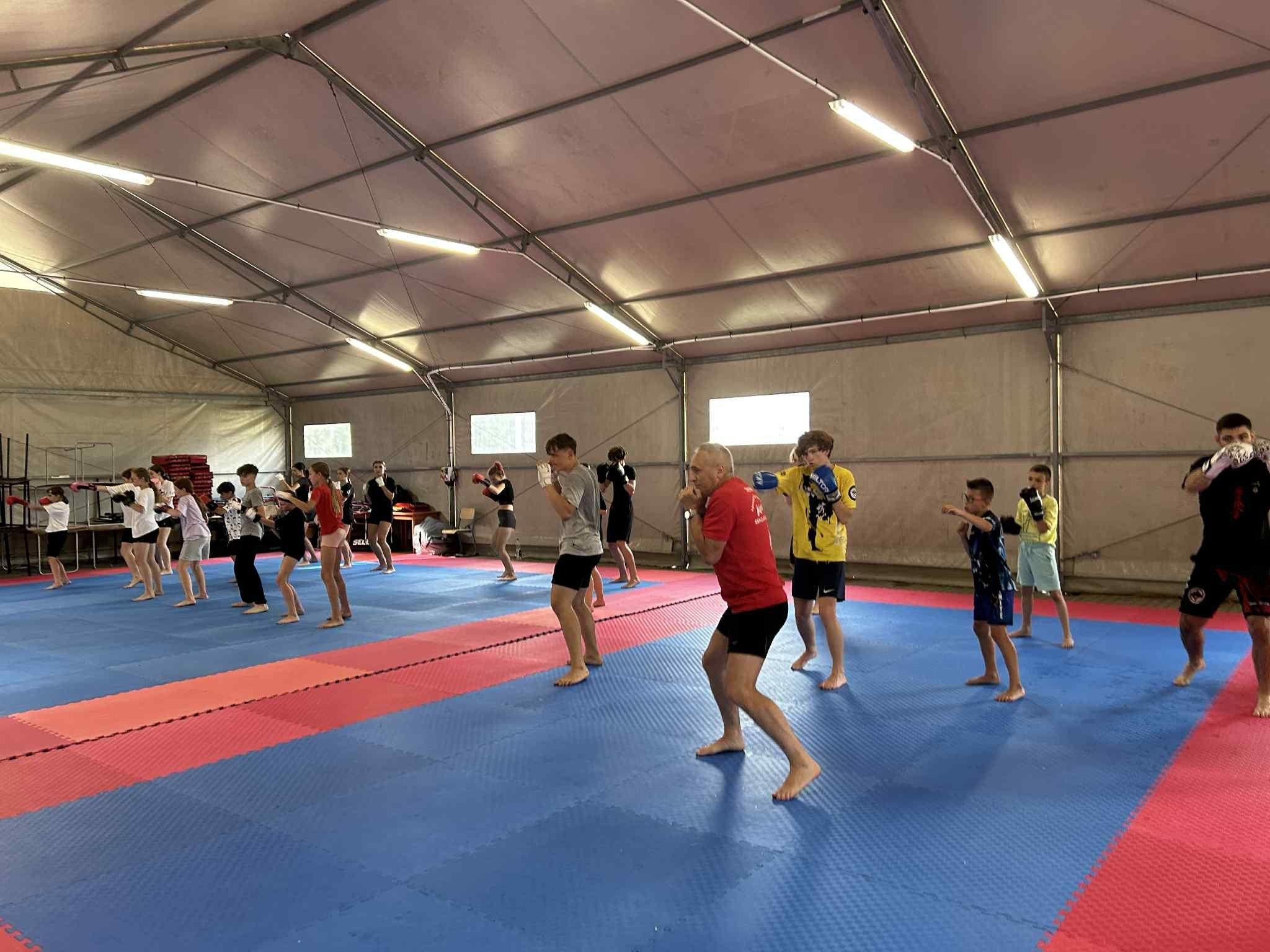 Zdj. nr. 2. Letni wypoczynek Lipnowskiego Klubu Kyokushin Karate - lipiec 2025
