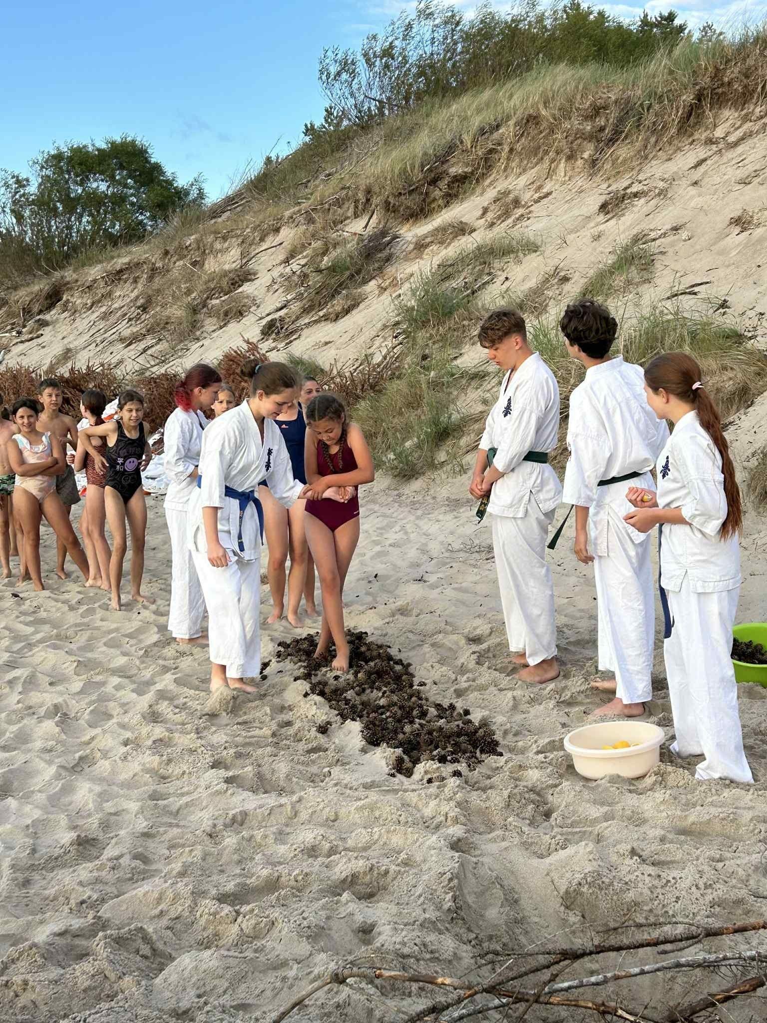 Zdj. nr. 3. Letni wypoczynek Lipnowskiego Klubu Kyokushin Karate - lipiec 2025