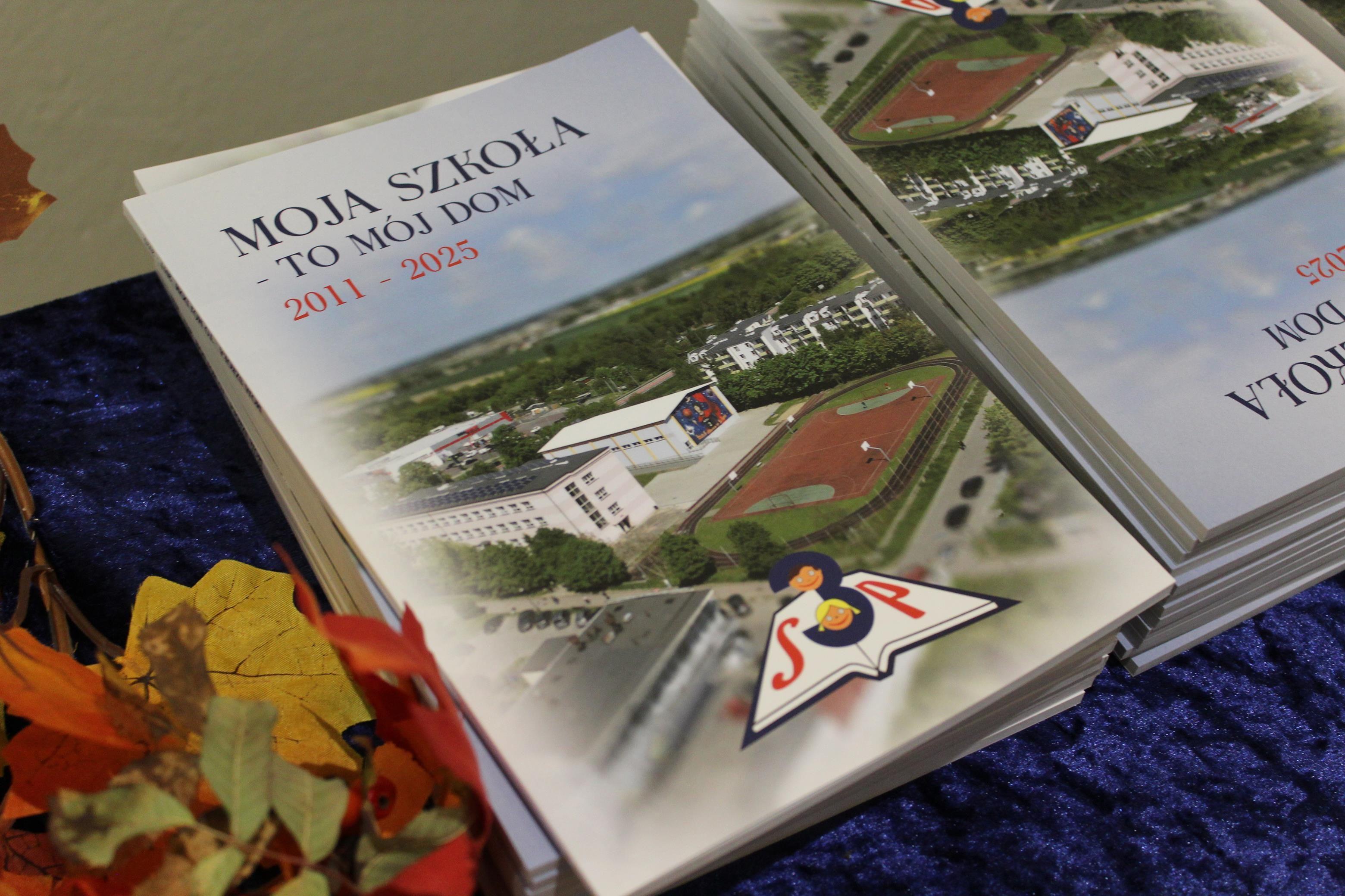 Zdj. nr. 4. Jubileusz 65-lecia Szkoły Podstawowej nr 3 w Lipnie im. Mikołaja Kopernika - 14 października 2025 r.