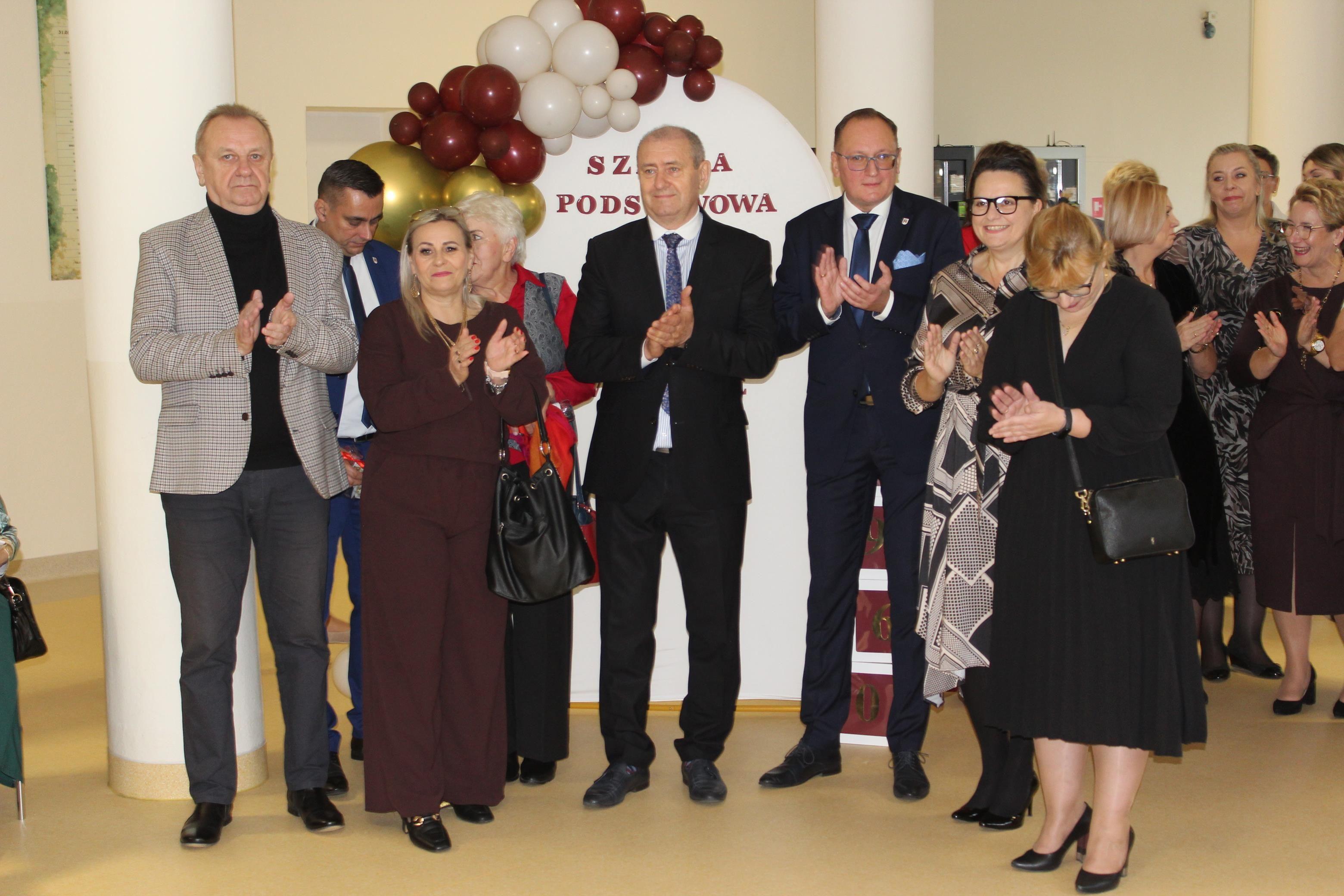 Zdj. nr. 11. Jubileusz 65-lecia Szkoły Podstawowej nr 3 w Lipnie im. Mikołaja Kopernika - 14 października 2025 r.