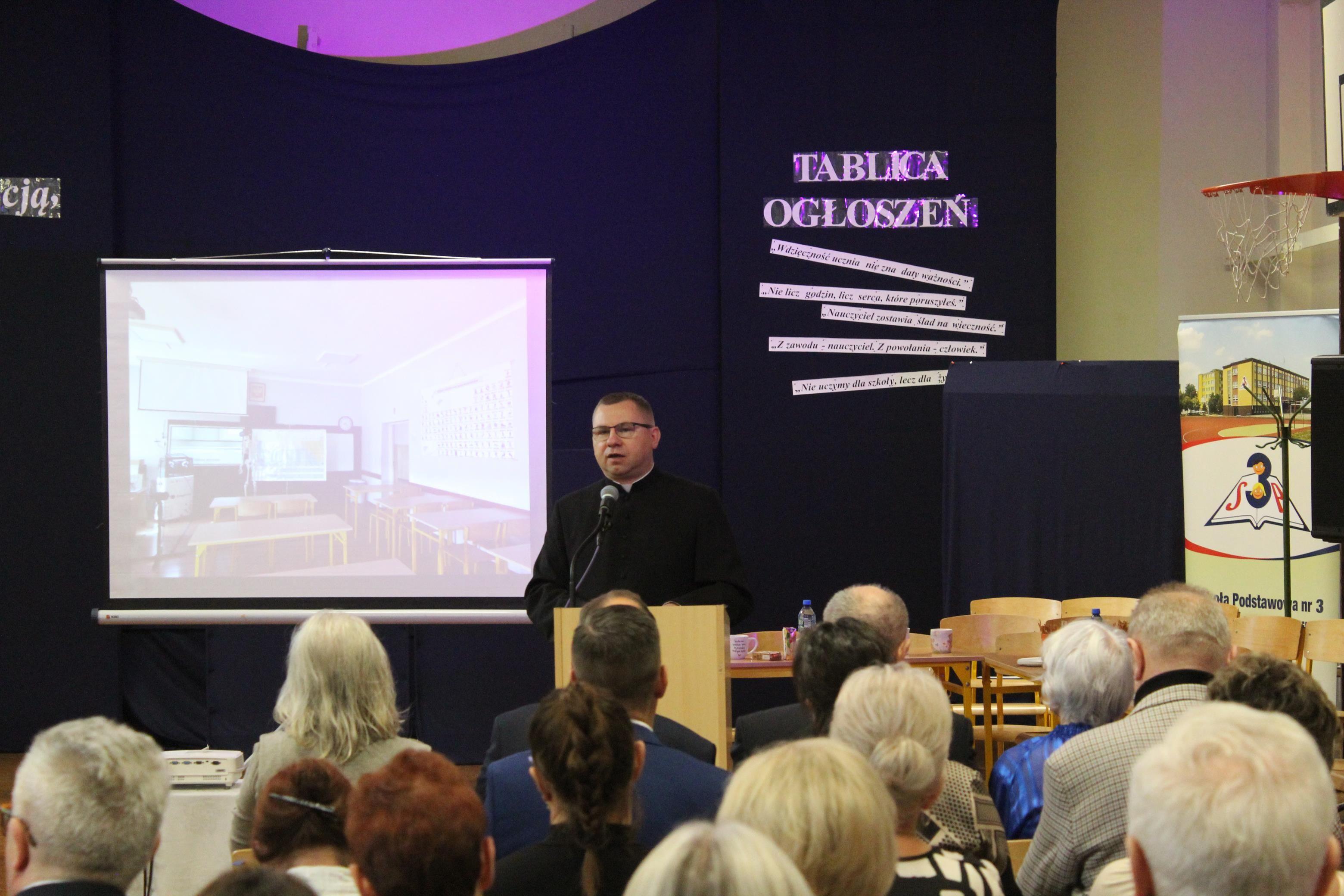 Zdj. nr. 38. Jubileusz 65-lecia Szkoły Podstawowej nr 3 w Lipnie im. Mikołaja Kopernika - 14 października 2025 r.