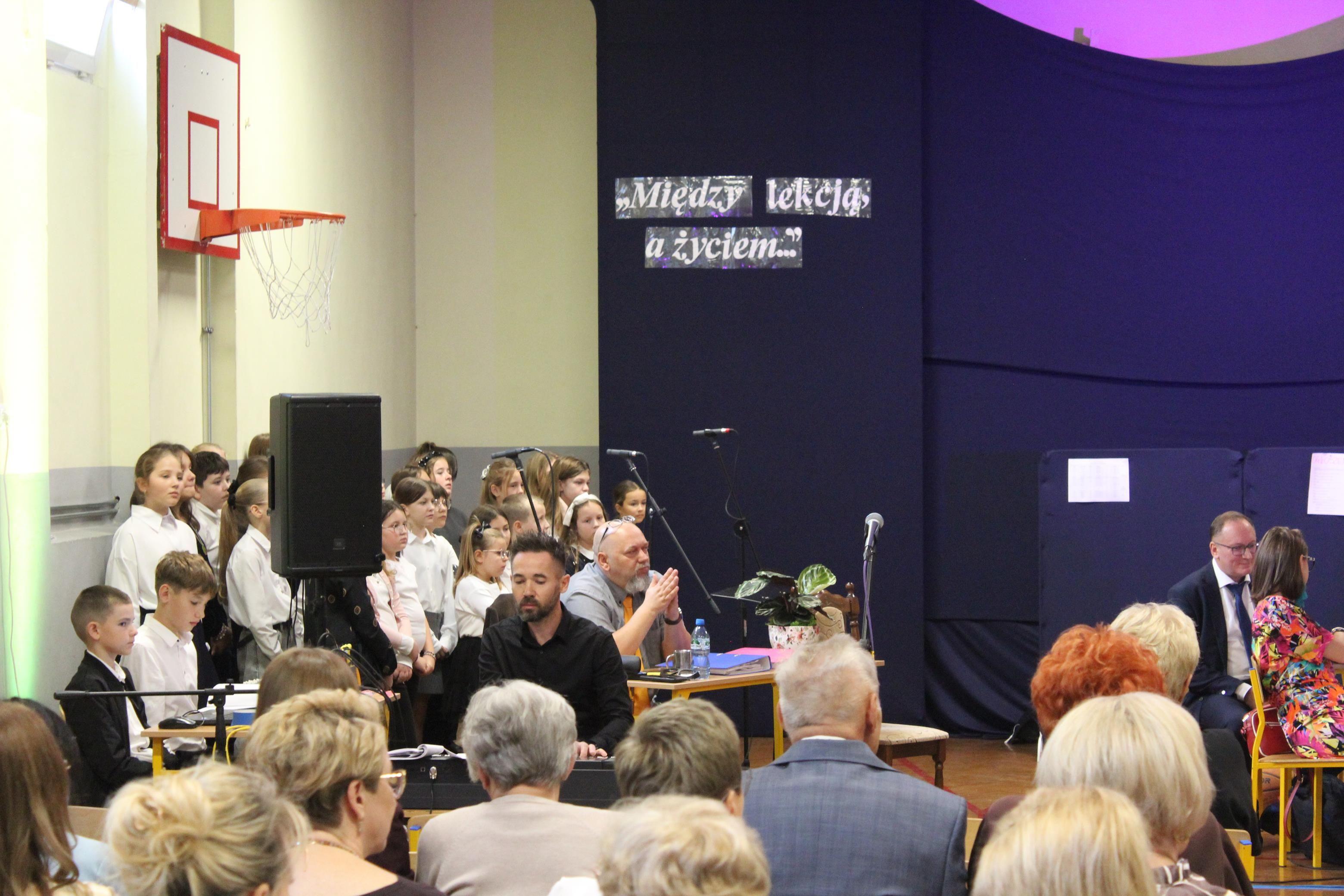 Zdj. nr. 63. Jubileusz 65-lecia Szkoły Podstawowej nr 3 w Lipnie im. Mikołaja Kopernika - 14 października 2025 r.