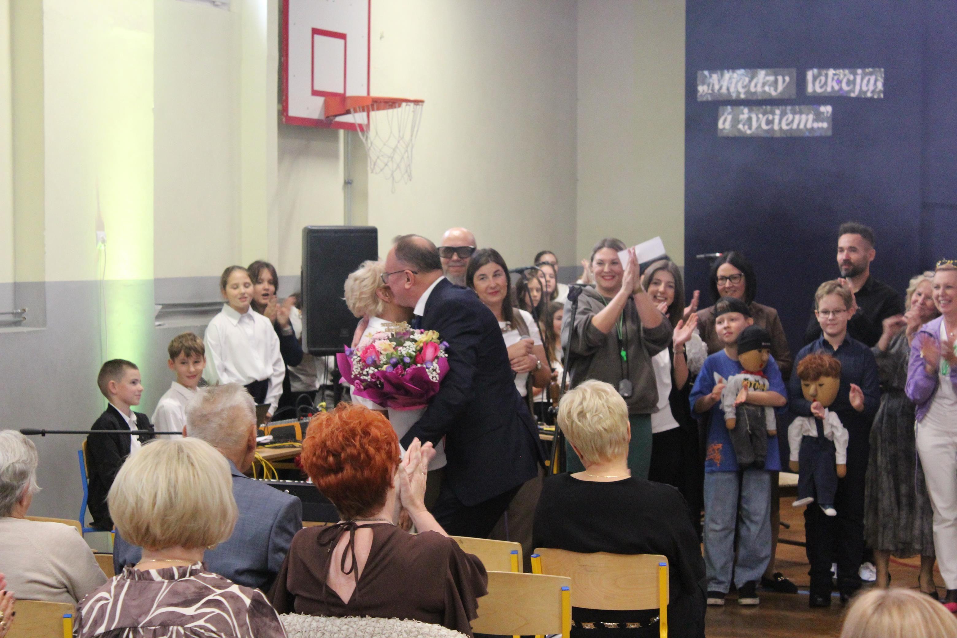 Zdj. nr. 75. Jubileusz 65-lecia Szkoły Podstawowej nr 3 w Lipnie im. Mikołaja Kopernika - 14 października 2025 r.