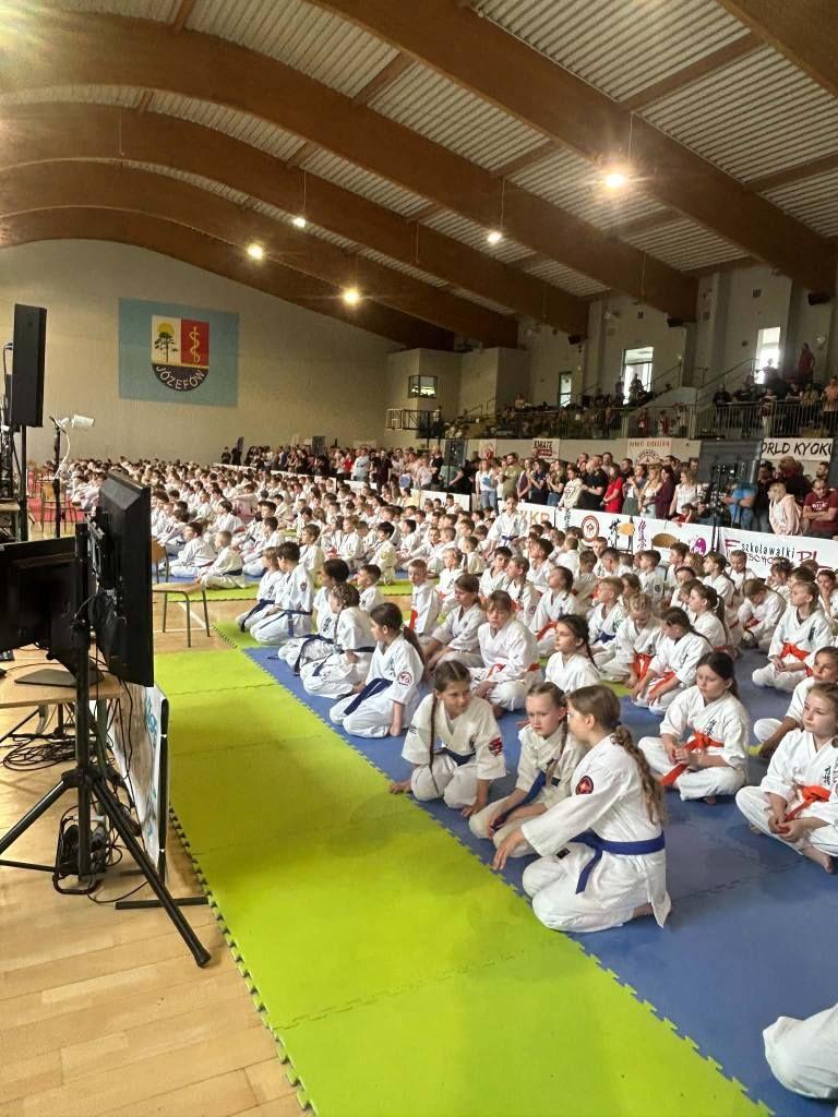 Zdj. nr. 4. 27. Młodzieżowy Turniej Karate Kyokushin o Puchar Burmistrza Józefowa - 23 maja 2026 r.