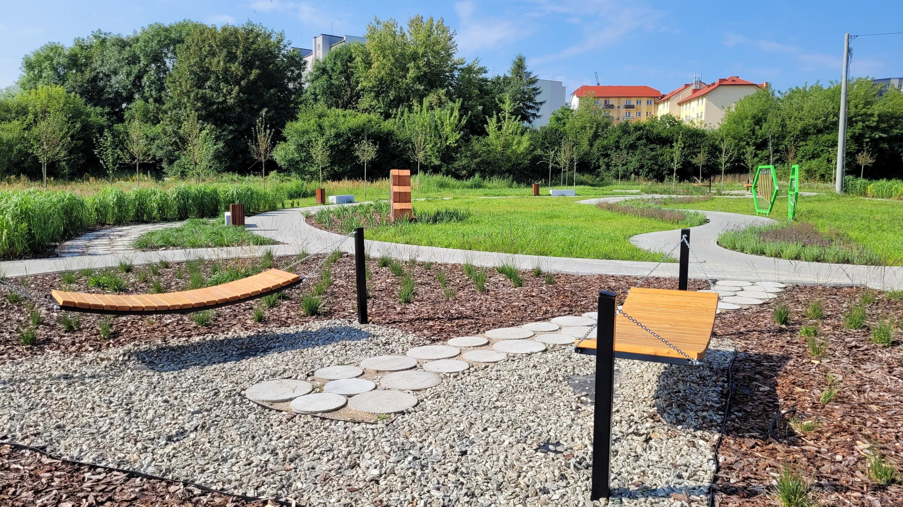 Zdj. nr. 15. Więcej zieleni w mieście - parki kieszonkowe oddane do użytku
