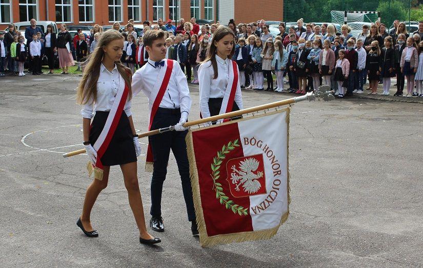 Rozpoczęcie nowego roku szkolnego w lipnowskich szkołach podstawowych