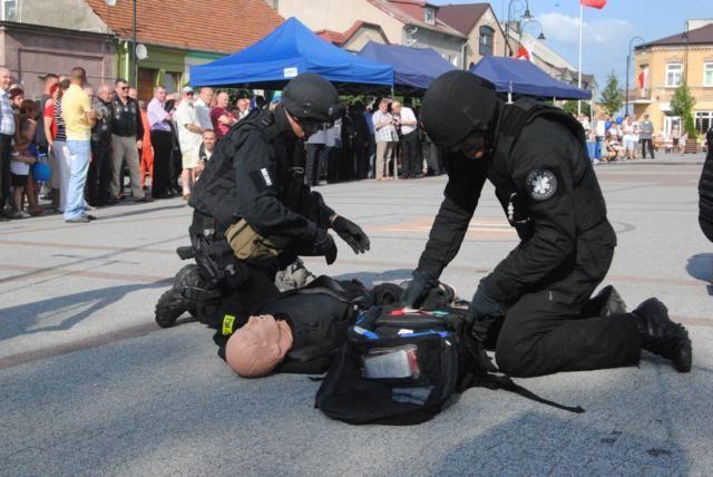 Zdj. nr. 44. Wojewódzkie Obchody Święta Policji