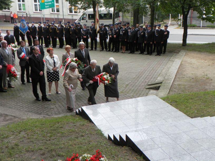 Zdj. nr. 37. Obchody Święta Wojska Polskiego oraz Cudu nad Wisłą