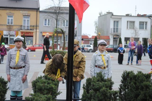 Zdj. nr. 2. Dzień Flagi Rzeczypospolitej Polskiej - 2 maja 2013 roku