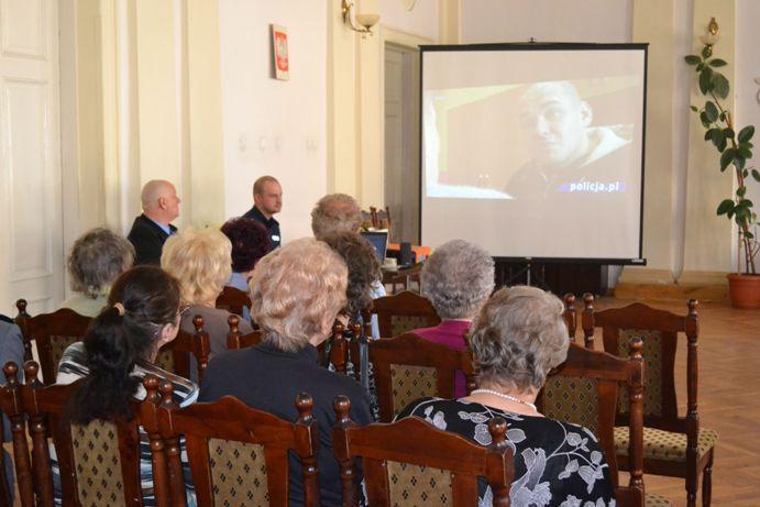 Zdj. nr. 3. W trosce o bezpieczeństwo seniorów