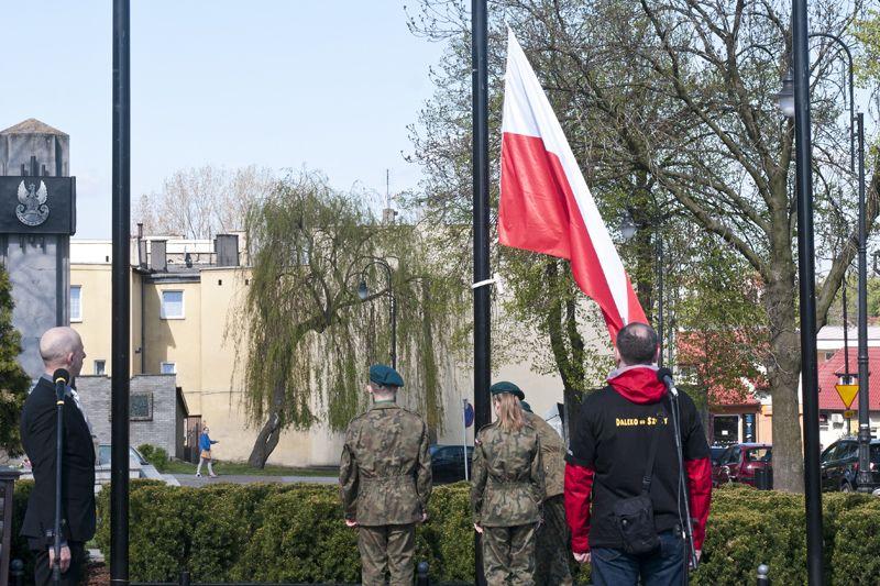 Zdj. nr. 5. 2 Maja Święto Flagi RP