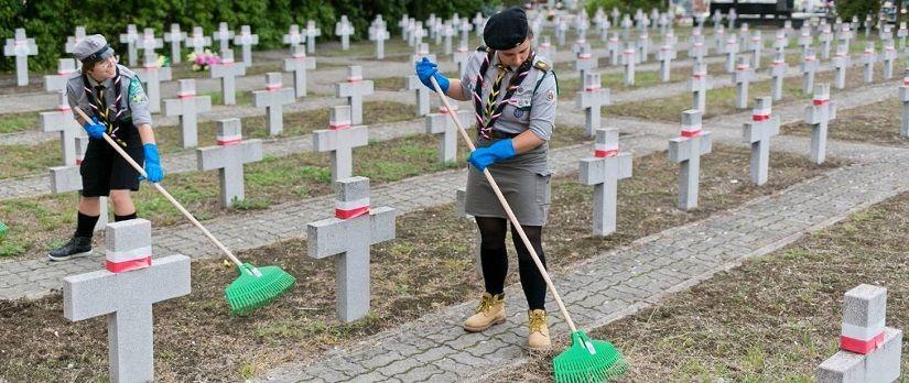 W hołdzie Żołnierzom Armii Krajowej – złóż wniosek o oznakowanie grobu
