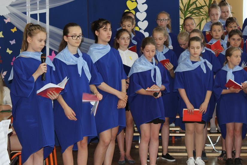 Zdj. nr. 77. Święto Patrona Szkoły Podstawowej nr 5 w Lipnie – św. Jana Pawła II