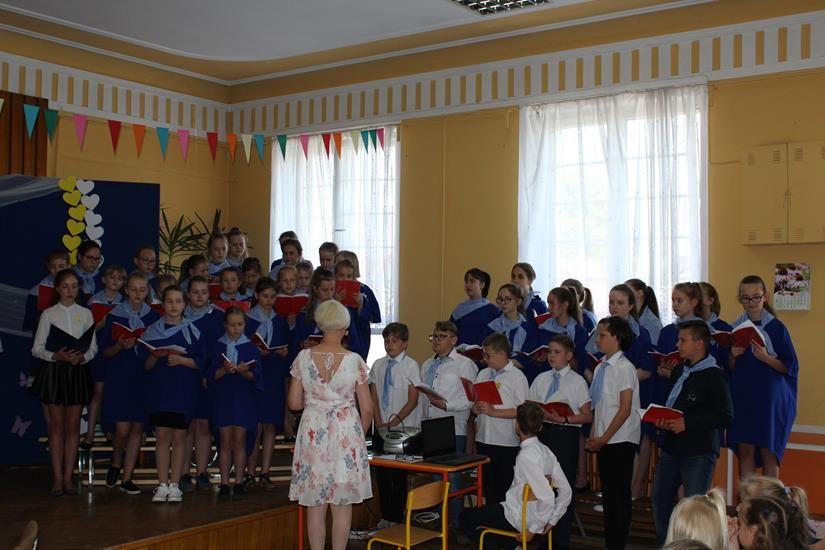 Zdj. nr. 91. Święto Patrona Szkoły Podstawowej nr 5 w Lipnie – św. Jana Pawła II