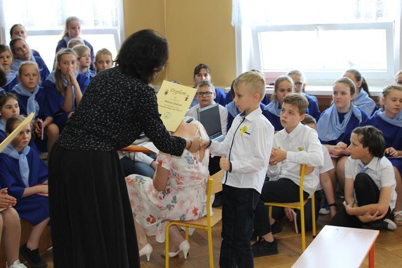 Zdj. nr. 93. Święto Patrona Szkoły Podstawowej nr 5 w Lipnie – św. Jana Pawła II
