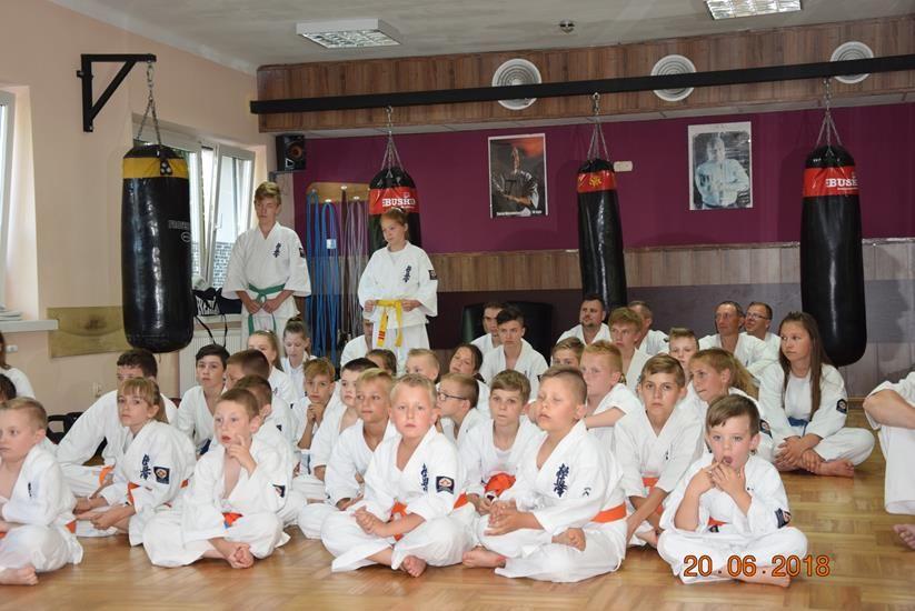 Zdj. nr. 4. Zakończenie sezonu Lipnowskiego Klubu Kyokushin Karate