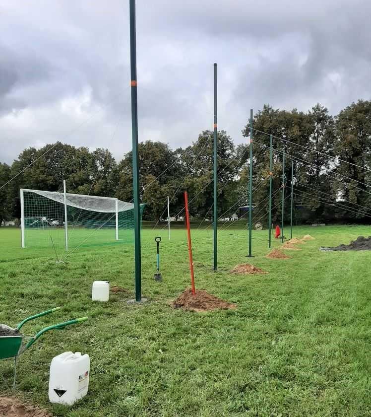 Zdj. nr. 23. Nowe boisko i pierwszy turniej piłki nożnej - 30 września 2021 r.