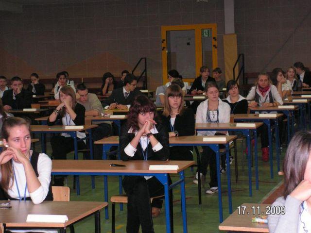 Zdj. nr. 3. Próbny egzamin w gimnazjum 2009