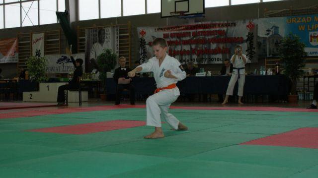 Zdj. nr. 2. Karate Kyokushin - luty 2010