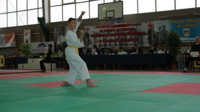 Zdj. nr. 7. Karate Kyokushin - luty 2010