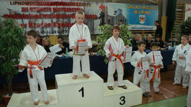 Zdj. nr. 21. Karate Kyokushin - luty 2010