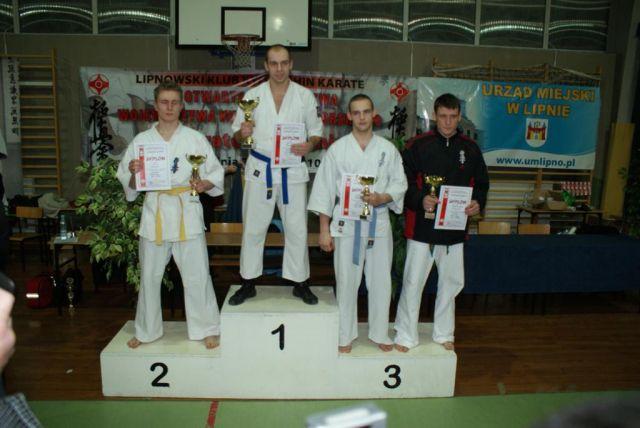 Zdj. nr. 31. Karate Kyokushin - luty 2010