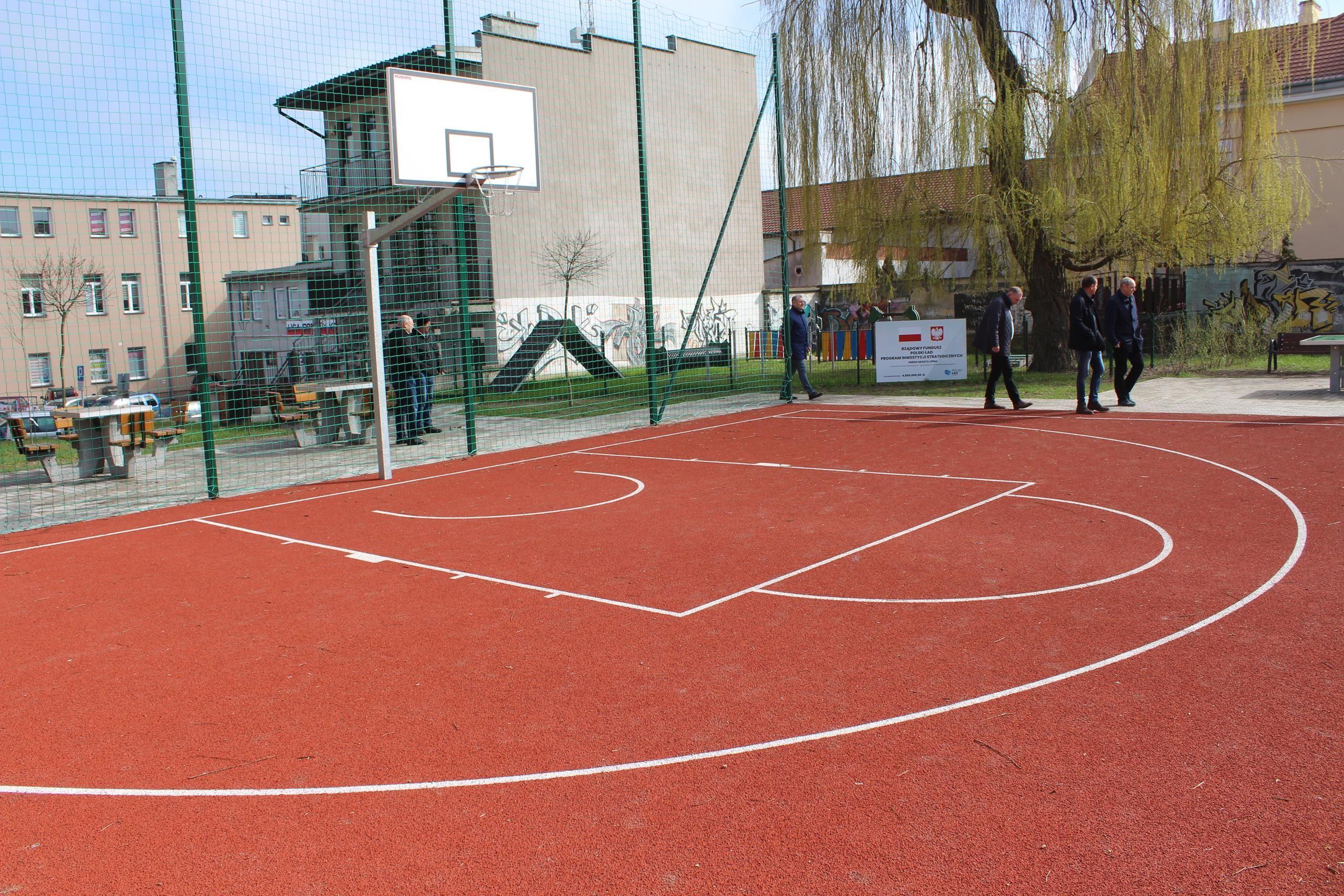 Zdj. nr. 16. Oficjalne otwarcie nowych stref rekreacyjno-sportowych  w Lipnie - 26 marca 2024 r.
