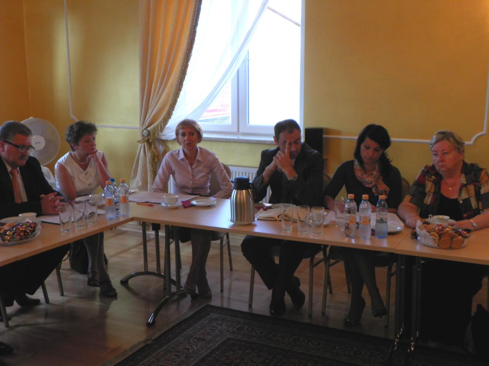 Zdj. nr. 1. Spotkanie w sprawie budowy obwodnicy miasta Lipna - 7 sierpnia 2012